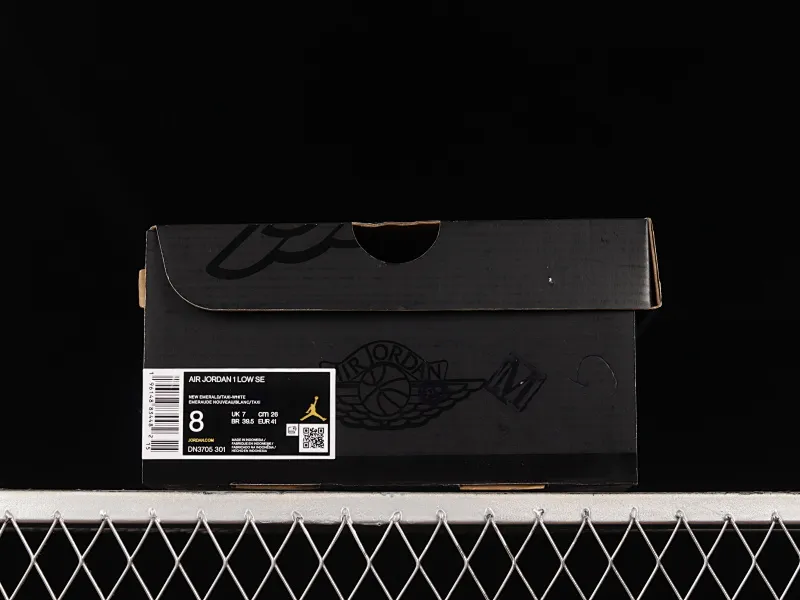 All categories Air Jordan Jordan series basketball shoes Air Jordan 1 Low G version pure original Air Jordan 1 Low "New Emerald" AJ1 Joe 1 emerald retro basketball shoes DN3705-301